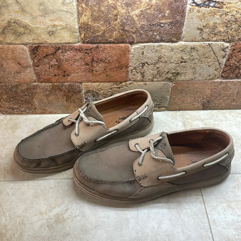 Tommy Bahama Shoes Size 13 M Classic Boat Lace Up Tan Two Tone Leather Loafers